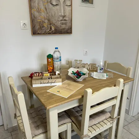 Sungate Lägenhet Almiros Beach