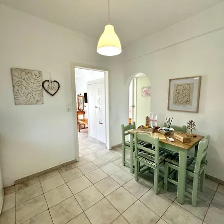 Sungate * Almiros Beach